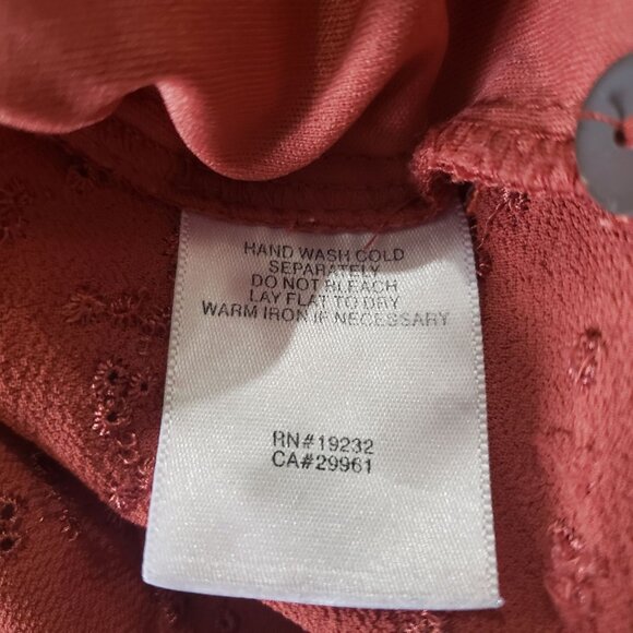Alfred Dunner Womens Y2K Rust Eyelet Button-Up Shirt Size 14 Short Sleeve Casual - Picture 6 of 6
